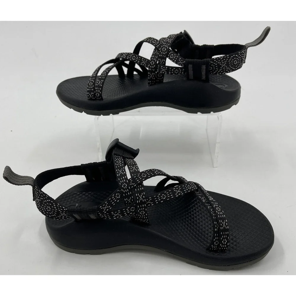 CHACO ZX1 Kids Junior Sz 1 Hugs & Kisses Ankle Strap Sport Sandals Shoes J180152